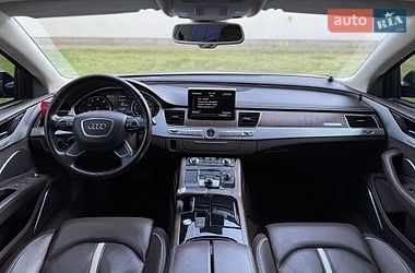 Седан Audi A8 2010 в Днепре