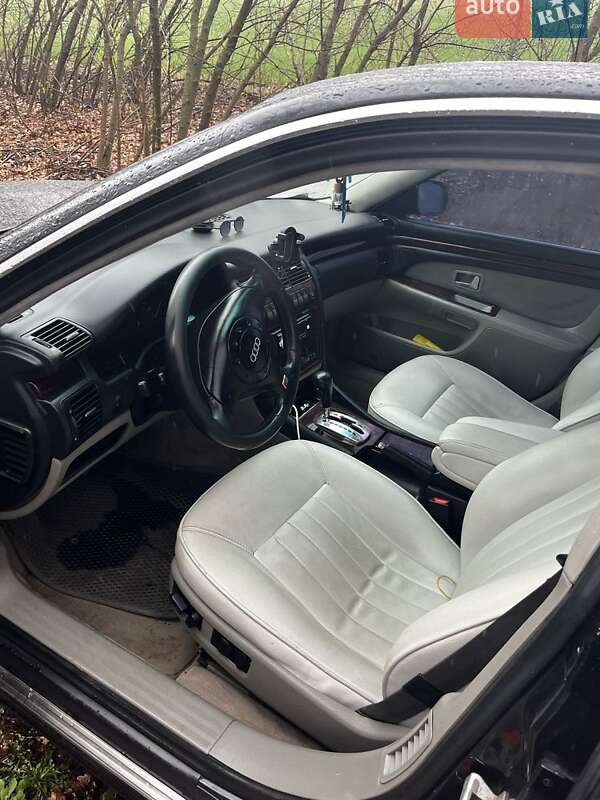 Audi A8 1996