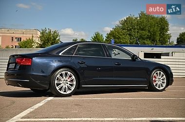 Седан Audi A8 2010 в Ровно