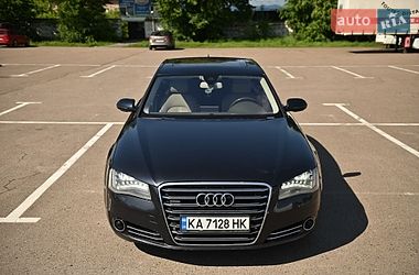 Седан Audi A8 2010 в Ровно