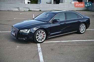 Седан Audi A8 2010 в Ровно