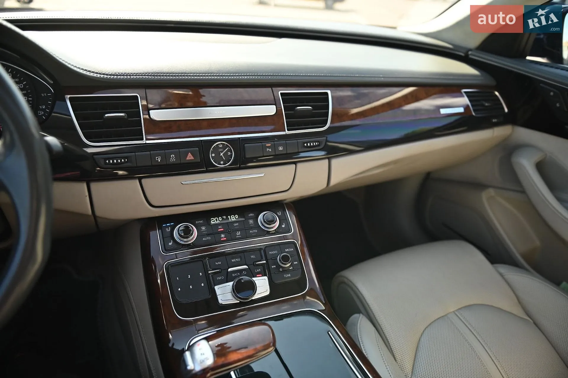 2010 Audi A8 - мініатюра 50