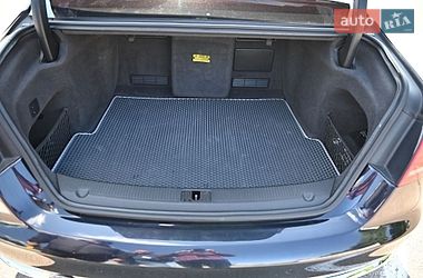 Седан Audi A8 2010 в Ровно