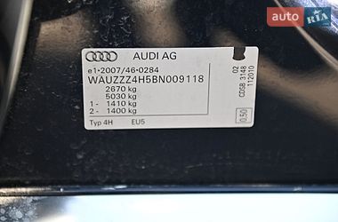 Седан Audi A8 2010 в Ровно