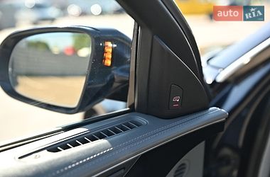 Седан Audi A8 2010 в Ровно