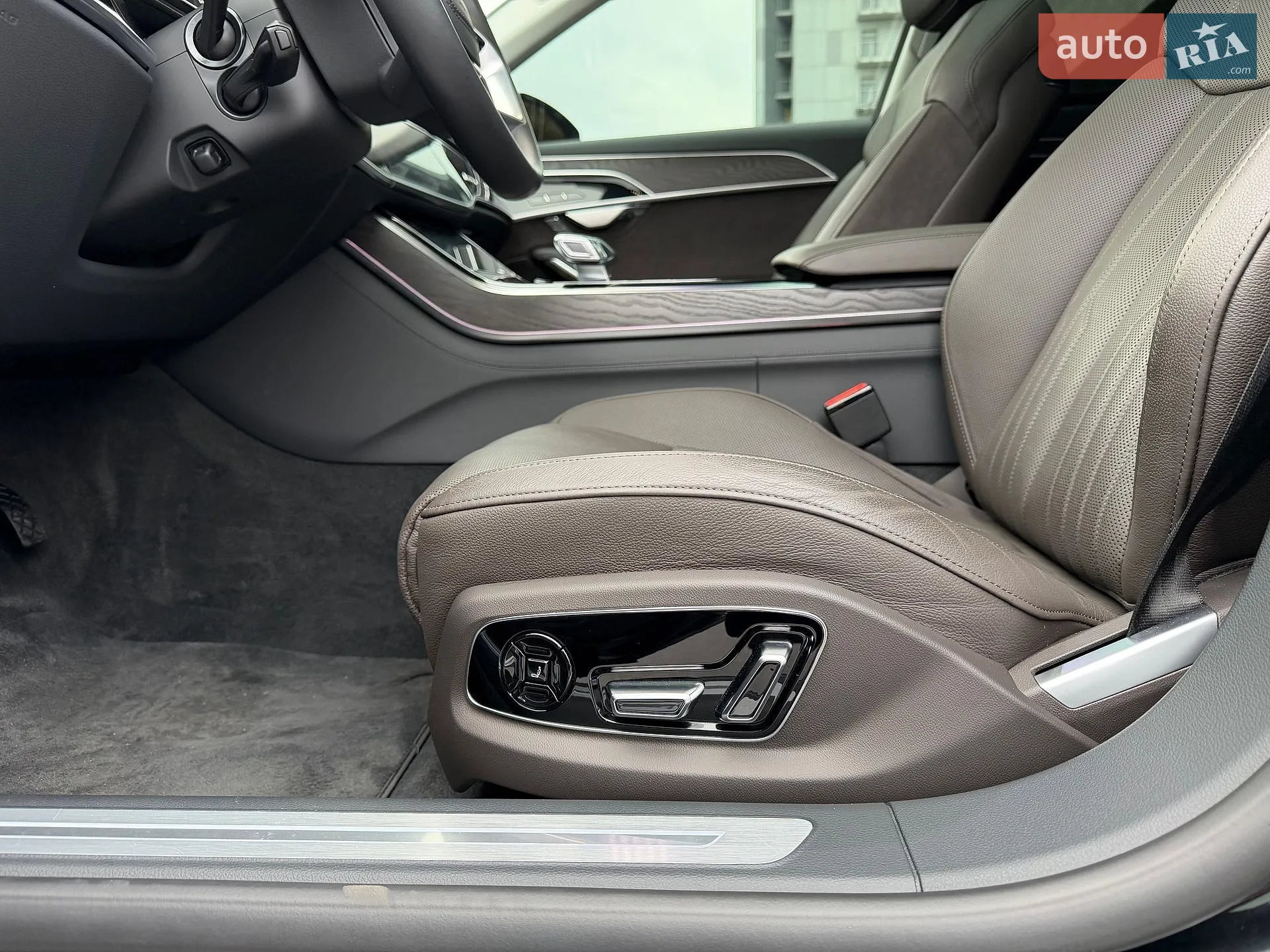 2022 Audi A8 - мініатюра 20