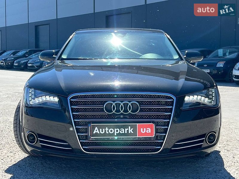 Седан Audi A8 2012 в Львові