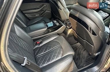 Седан Audi A8 2014 в Виннице