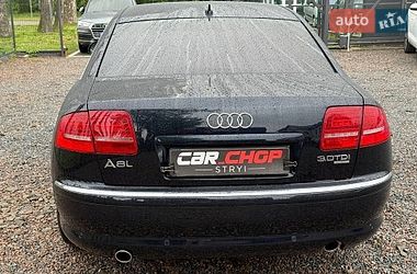 Седан Audi A8 2009 в Стрию