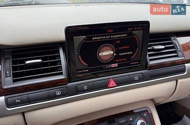 Седан Audi A8 2009 в Стрию