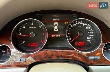 Седан Audi A8 2009 в Стрию