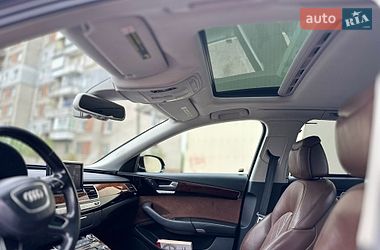 Седан Audi A8 2013 в Львове