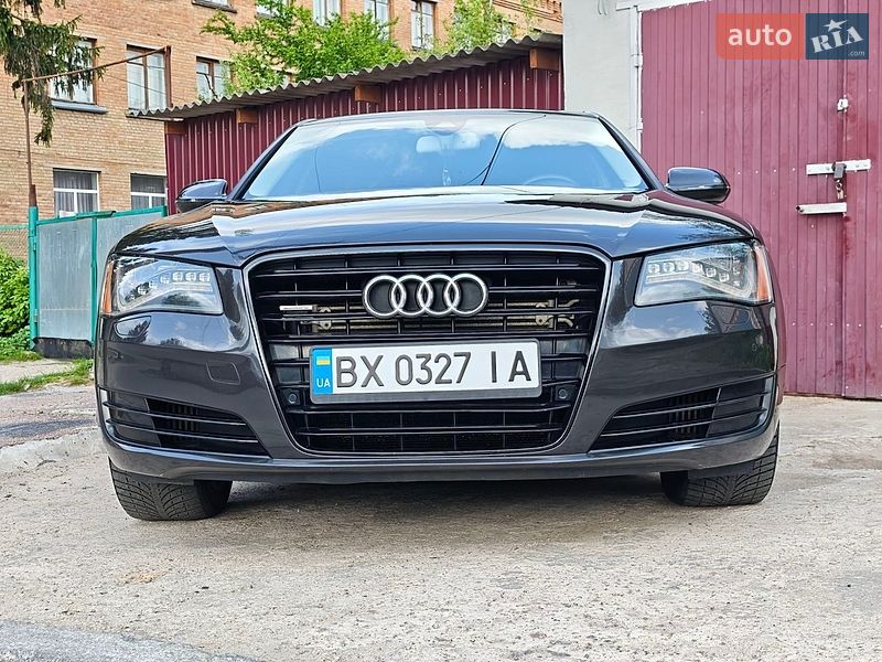 Седан Audi A8 2013 в Бердичеве