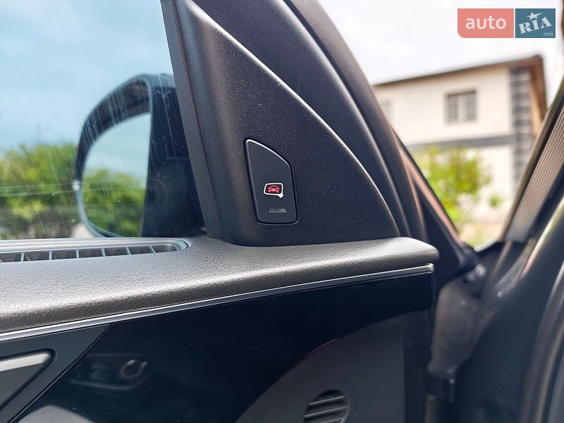 Седан Audi A8 2013 в Бердичеве