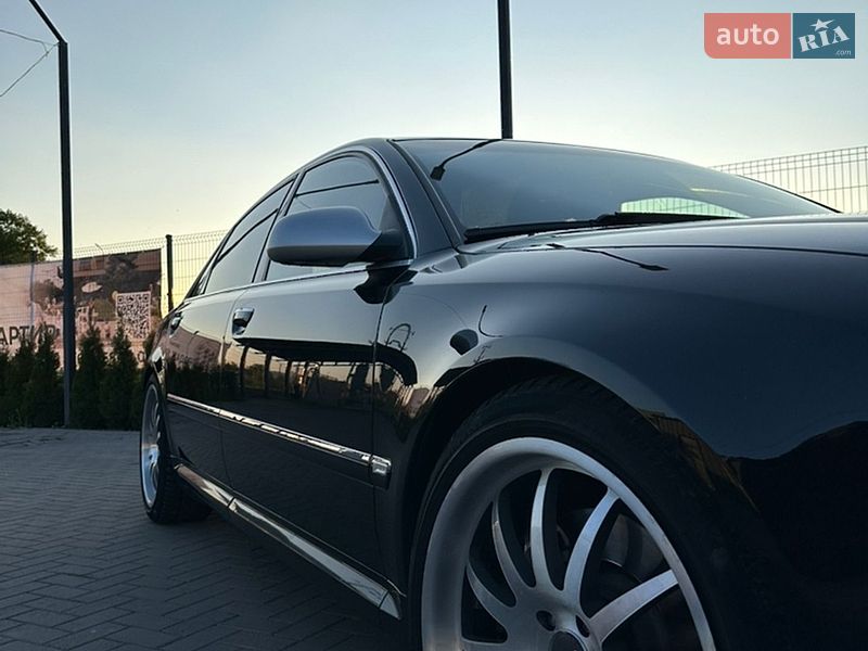 Седан Audi A8 2006 в Тячеве