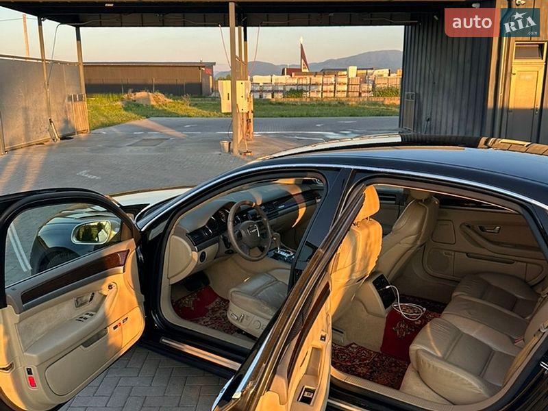 Седан Audi A8 2006 в Тячеве