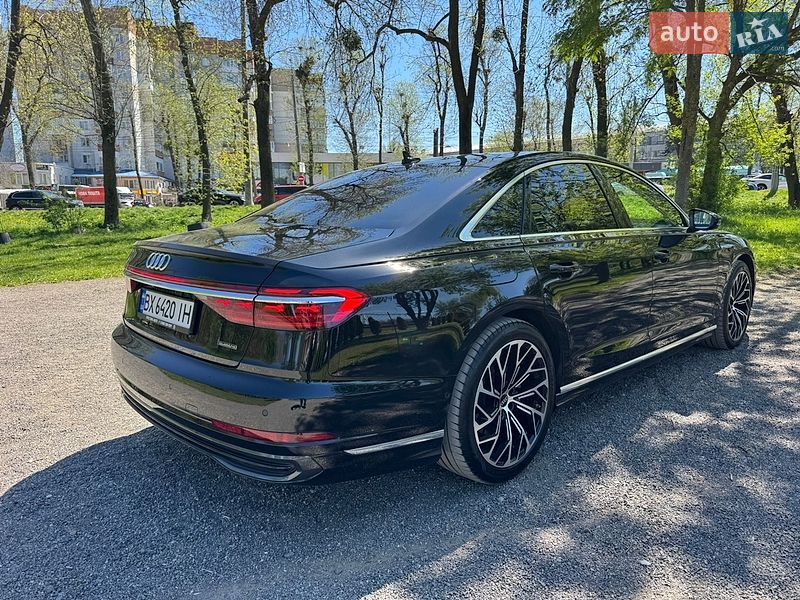 Седан Audi A8 2024 в Хмельницком