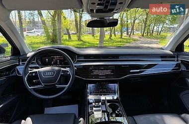 Седан Audi A8 2024 в Хмельницком