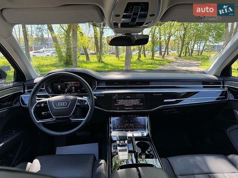 Седан Audi A8 2024 в Хмельницком