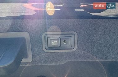 Седан Audi A8 2024 в Хмельницком