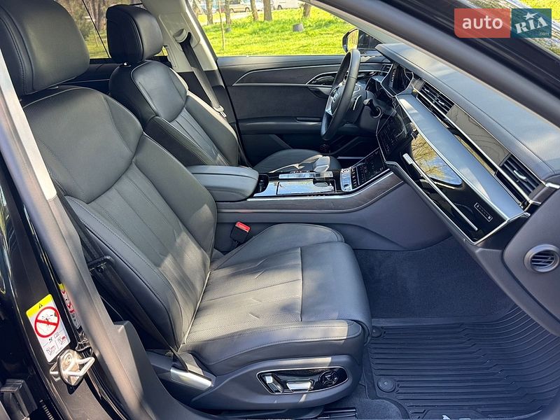 Седан Audi A8 2024 в Хмельницком