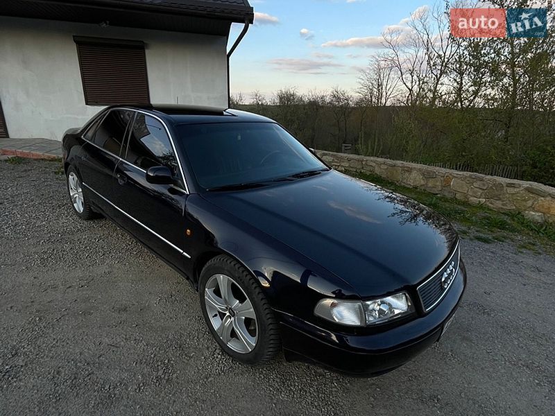 Седан Audi A8 1998 в Мурованых Куриловцах