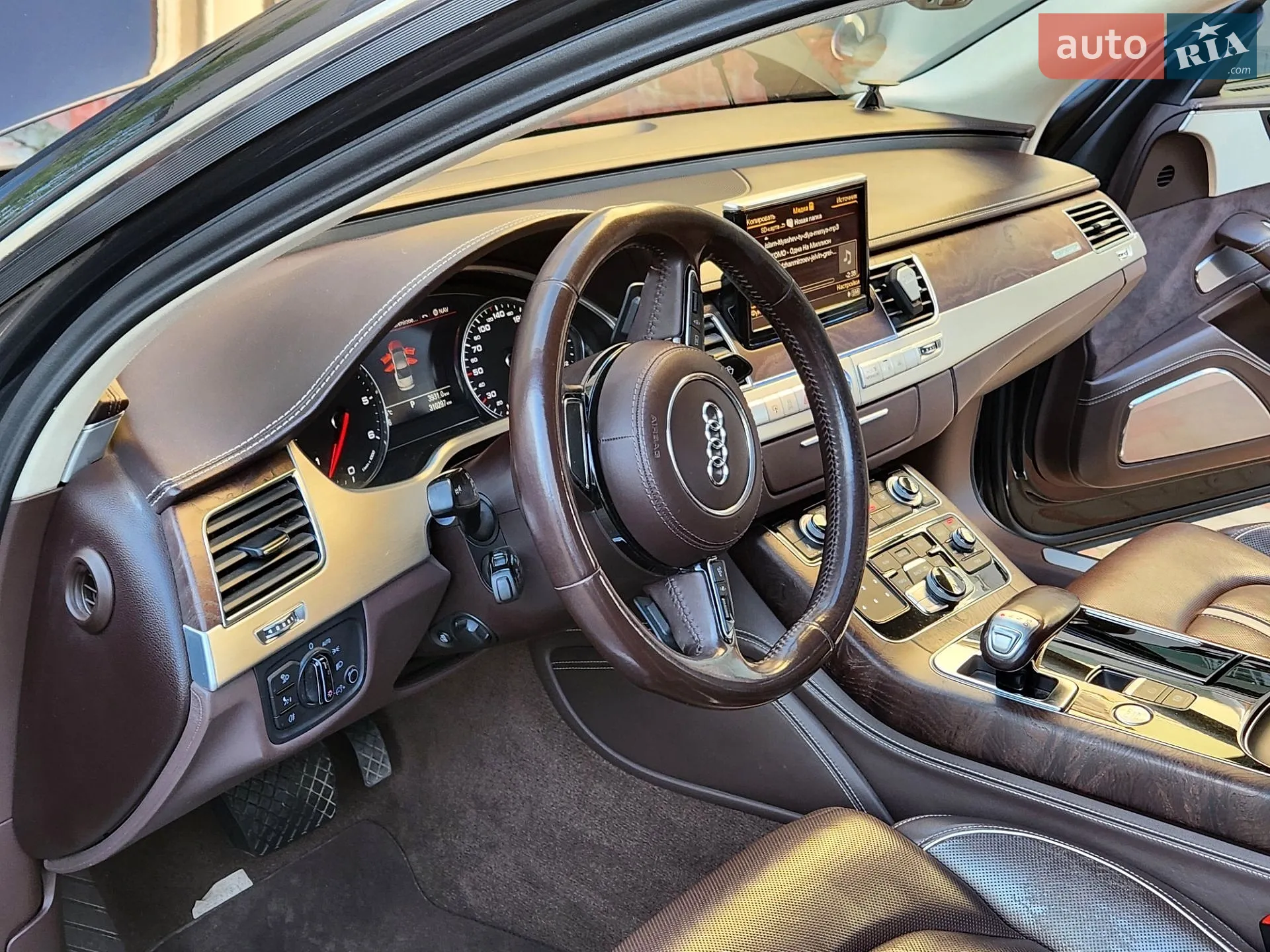 2010 Audi A8 - мініатюра 21