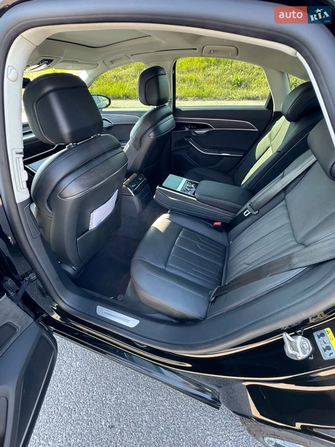 2022 Audi A8 - мініатюра 12