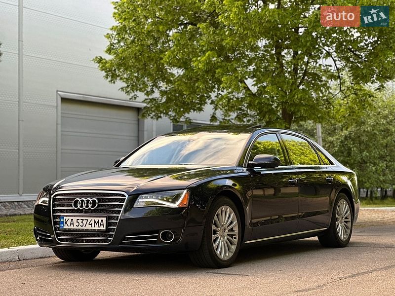 Седан Audi A8 2013 в Днепре