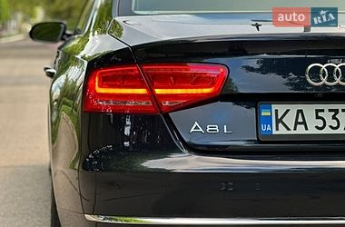 Седан Audi A8 2013 в Днепре