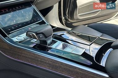 Седан Audi A8 2019 в Днепре