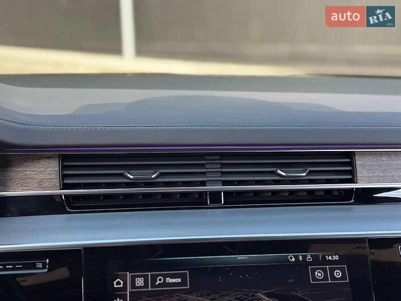 Седан Audi A8 2019 в Днепре