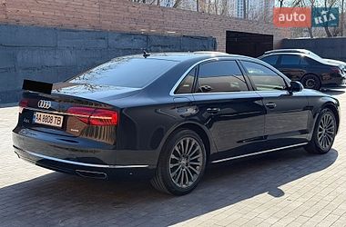 Седан Audi A8 2015 в Киеве