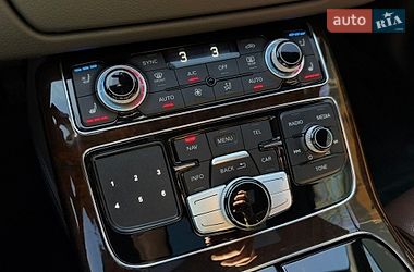 Седан Audi A8 2015 в Киеве