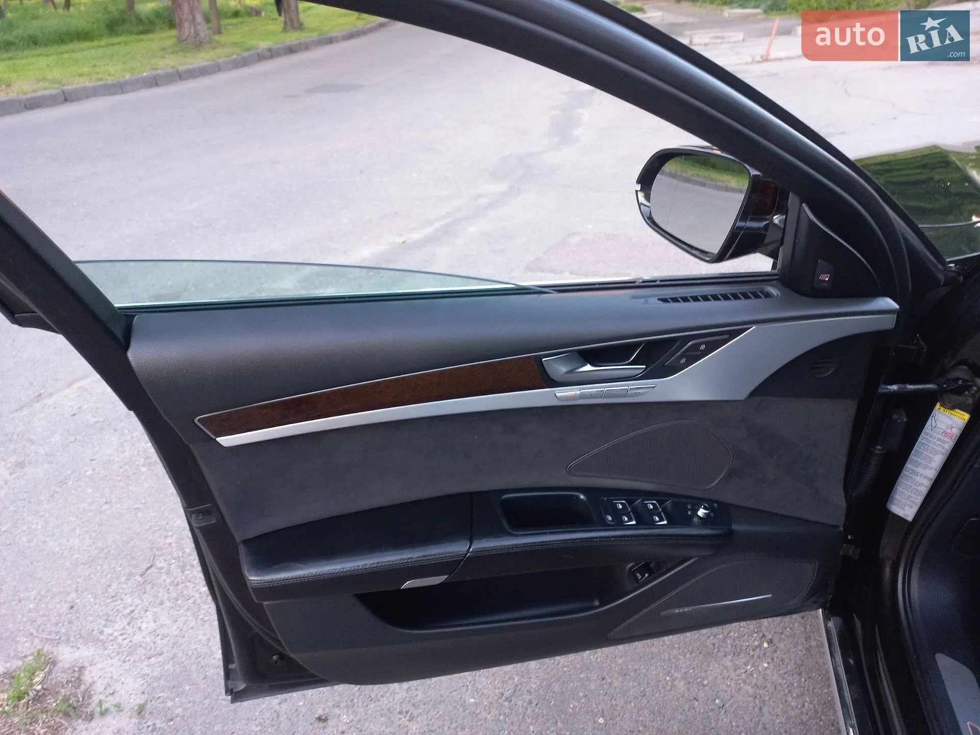 2010 Audi A8 - мініатюра 22