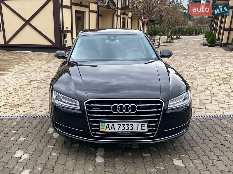 Седан Audi A8 2013 в Киеве