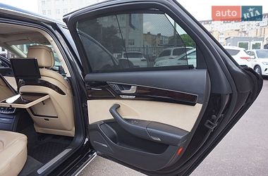 Седан Audi A8 2012 в Одесі