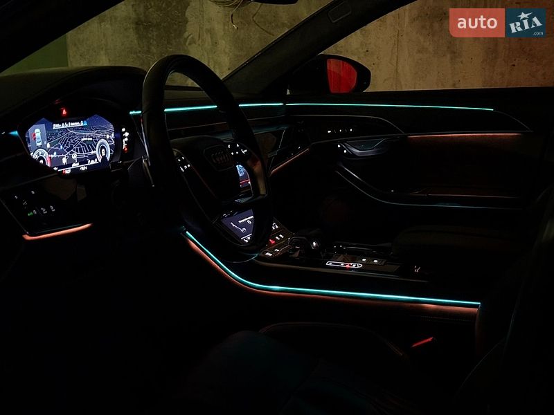 Седан Audi A8 2018 в Києві фото 72 Седан Audi A8 2018 в Києві