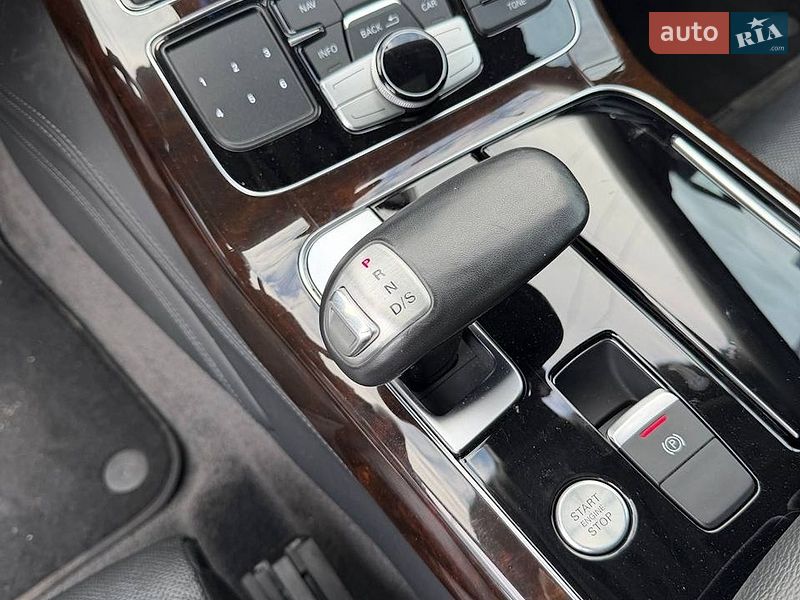 Седан Audi A8 2016 в Львові фото 30 Седан Audi A8 2016 в Львові