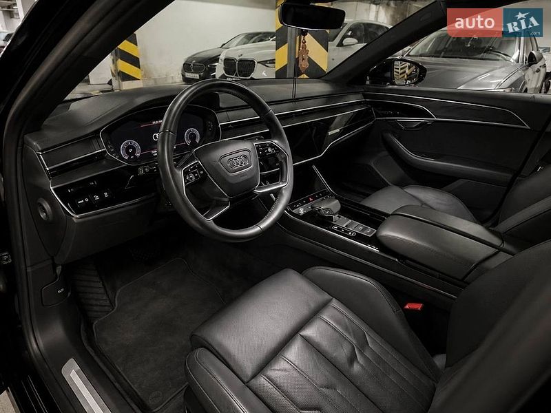 Седан Audi A8 2019 в Киеве
