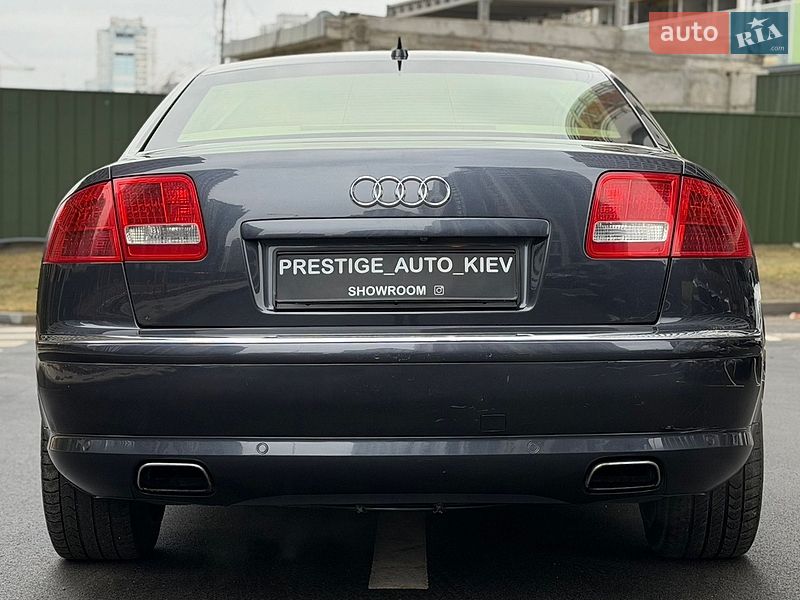 Седан Audi A8 2006 в Киеве