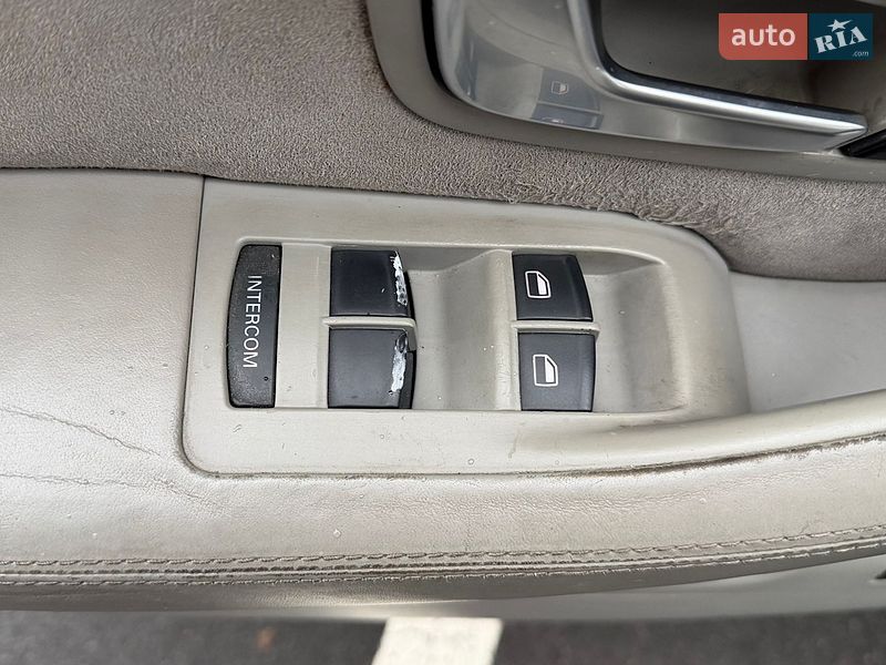 Седан Audi A8 2006 в Киеве