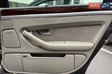 Седан Audi A8 2006 в Киеве