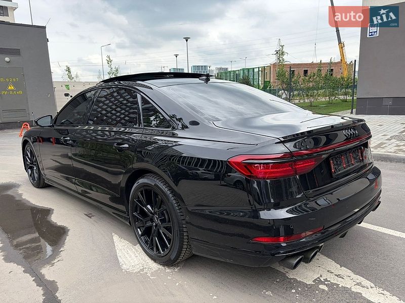 Седан Audi A8 2020 в Києві