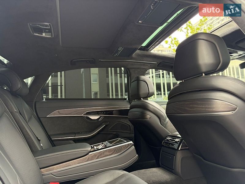 Седан Audi A8 2020 в Києві