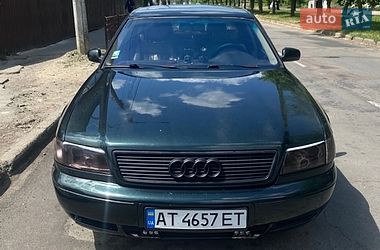 Седан Audi A8 1996 в Калуше