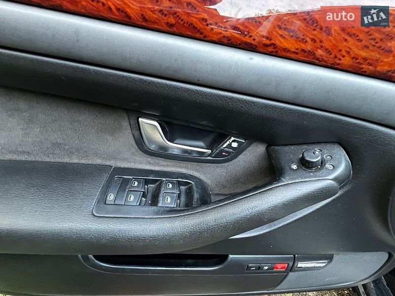 Седан Audi A8 2003 в Николаеве