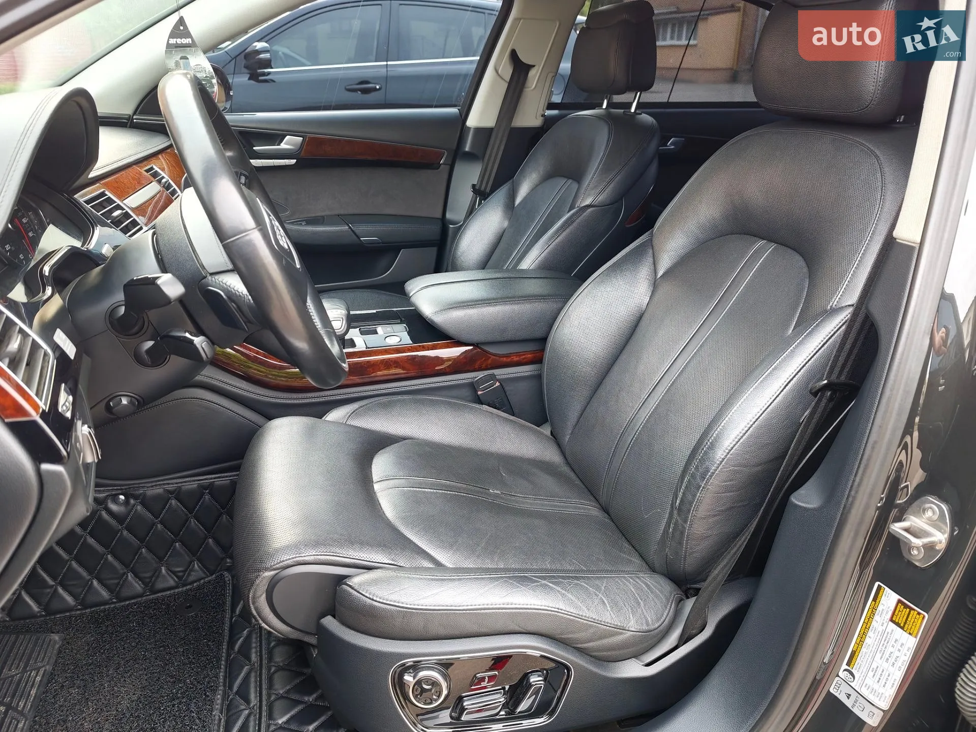 2013 Audi A8 - мініатюра 44