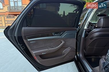 Седан Audi A8 2014 в Виннице