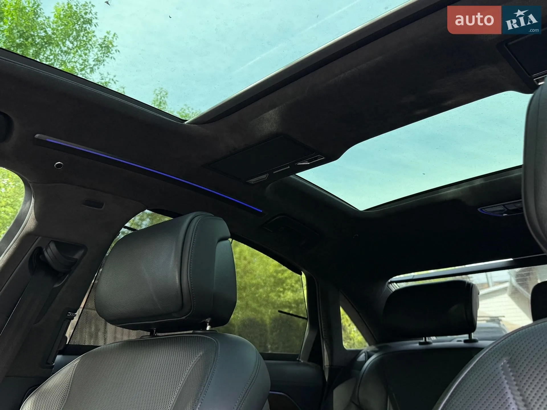 Audi A8 2019 VIN WAU8EAF86KN024460 фото оголошення 11 з 25